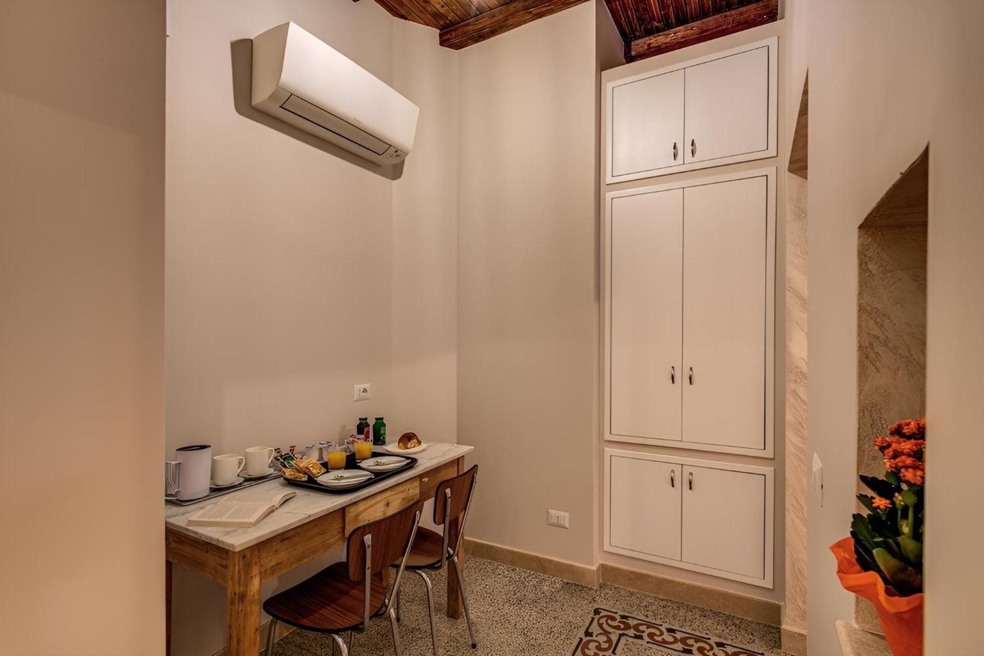 Colosseo Accomodation Room Guest House Rzym Zewnętrze zdjęcie